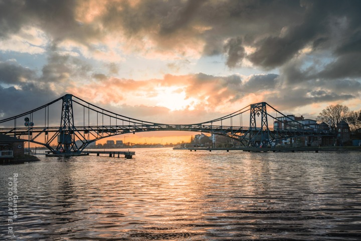115 Wilhelmshaven KW-Brücke - 11-04-2023 -R Ganske _Diashow Startseite